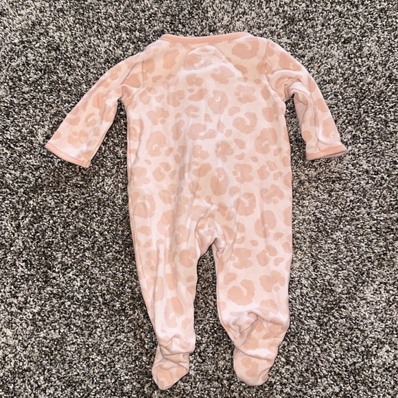 Carters Brand Footie Pajamas "Little Sister" Size 0-3 Months Great Condition - Picture 5 of 5